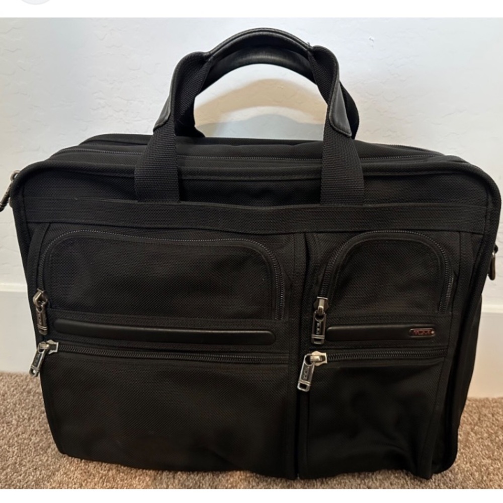 Tumi Black Briefcase for Men - Picture 1 of 15